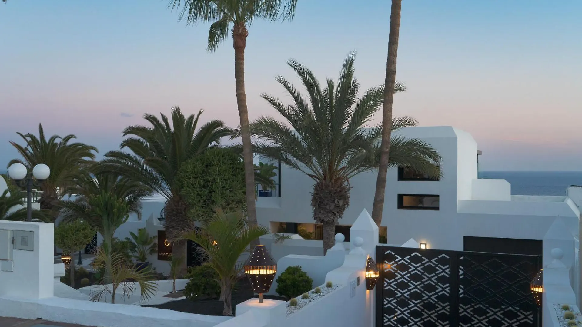 Appartement Luxury Ocean View Retreat 2Bedroom Apt With Jacuzzi Puerto del Carmen